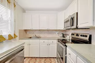 704 Saxony O, Delray Beach, FL 33446 - Photo 9