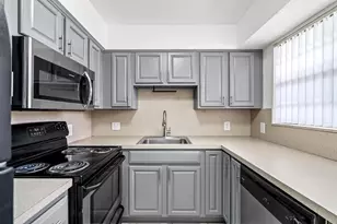 1908 NW 4th Ave, Boca Raton, FL 33432 - Photo 5