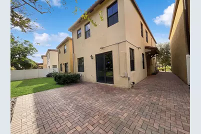 4879 NW 55th Place, Fort Lauderdale, FL 33319 - Photo 9