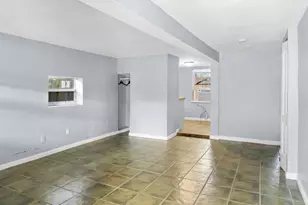 735 Colonial Rd, West Palm Beach, FL 33405 - Photo 35