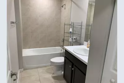 872 SE Chaloupe Avenue, Port Saint Lucie, FL 34983 - Photo 9