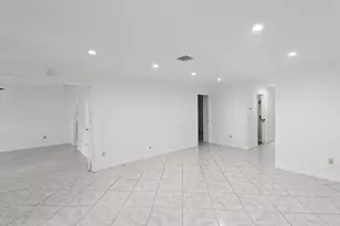 9352 Sabal Ridge Circle, Boca Raton, FL 33428 - Photo 15