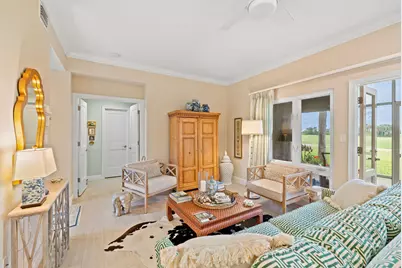 5025 Harmony Circle Circle #103, Vero Beach, FL 32967 - Photo 5