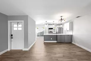 226 SE 1st Cir, Boynton Beach, FL 33435 - Photo 5