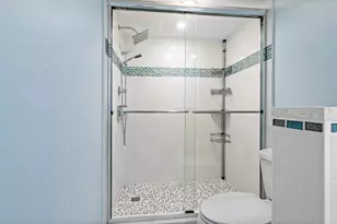 2450 Presidential Way, West Palm Beach, FL 33401 - Photo 19