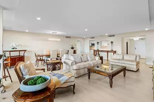 2450 Presidential Way, West Palm Beach, FL 33401 - Photo 5