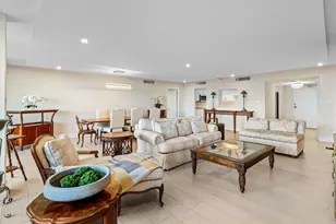 2450 Presidential Way, West Palm Beach, FL 33401 - Photo 5