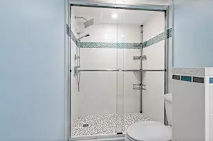 2450 Presidential Way, West Palm Beach, FL 33401 - Photo 19