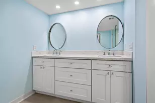 2450 Presidential Way, West Palm Beach, FL 33401 - Photo 17