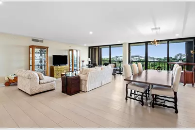 2450 Presidential Way #607, West Palm Beach, FL 33401 - Photo 1