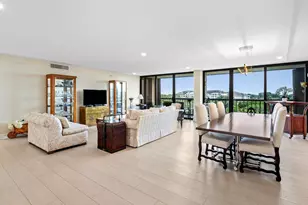 2450 Presidential Way, West Palm Beach, FL 33401 - Photo 1