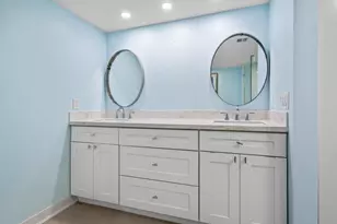 2450 Presidential Way, West Palm Beach, FL 33401 - Photo 17