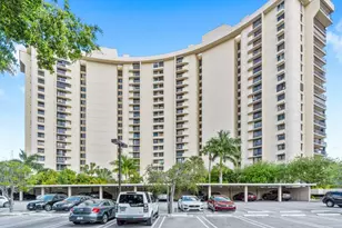 2450 Presidential Way, West Palm Beach, FL 33401 - Photo 27