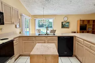 2884 SE Ranch Acres Cir, Jupiter, FL 33478 - Photo 13