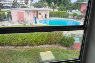 17 Golfs Edge, West Palm Beach, FL 33417 - Photo 3