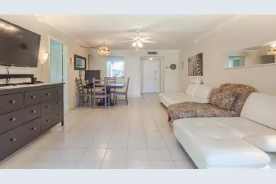 8 Willowbrook Lane #208, Delray Beach, FL 33446 - Photo 3