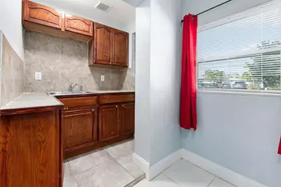 507 Gardenia Avenue, Fort Pierce, FL 34982 - Photo 9