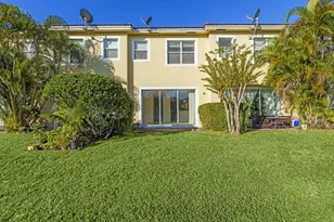 1002 Pipers Cay Dr, West Palm Beach, FL 33415 - Photo 25
