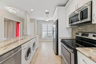 13745 Flora Pl, Delray Beach, FL 33484 - Photo 7