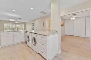 13745 Flora Pl, Delray Beach, FL 33484 - Photo 5