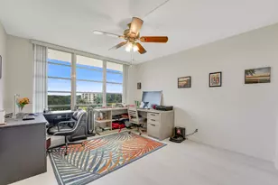 3800 Oaks Clubhouse Dr, Pompano Beach, FL 33069 - Photo 5