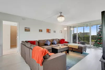 3800 Oaks Clubhouse Drive #503, Pompano Beach, FL 33069 - Photo 3