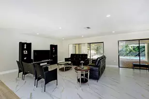 5979 Pinebrook Dr, Boca Raton, FL 33433 - Photo 9