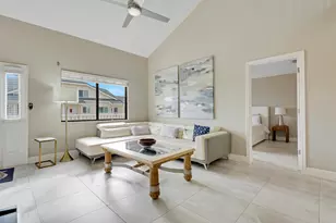 360 Bella Vista Ct N, Jupiter, FL 33477 - Photo 5