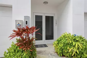 1241 NE 18th Ave, Fort Lauderdale, FL 33304 - Photo 3