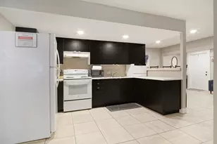 1002 Ave E E, Fort Pierce, FL 34950 - Photo 3