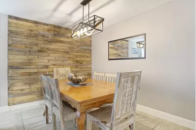 1002 Avenue E E, Fort Pierce, FL 34950 - Photo 3