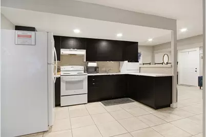 1002 Avenue E E, Fort Pierce, FL 34950 - Photo 7