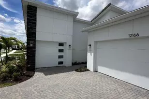 12166 Viridian Blvd, Port Saint Lucie, FL 34987 - Photo 3