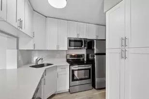 719 Sunny Pine Way, Greenacres, FL 33415 - Photo 15