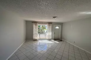 4007 Johnson St, Hollywood, FL 33021 - Photo 3