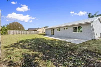 2075 7th Court SW, Vero Beach, FL 32962 - Photo 25