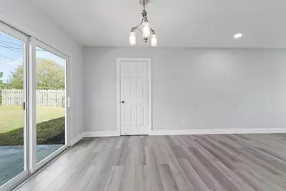 2075 7th Court SW, Vero Beach, FL 32962 - Photo 5