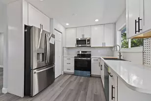 2075 7th Ct SW, Vero Beach, FL 32962 - Photo 7