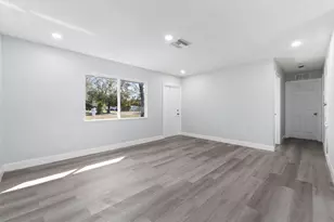 2075 7th Ct SW, Vero Beach, FL 32962 - Photo 3