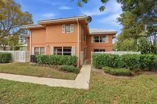 1934 Stratford Way, West Palm Beach, FL 33409 - Photo 1