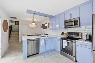 1934 Stratford Way, West Palm Beach, FL 33409 - Photo 13