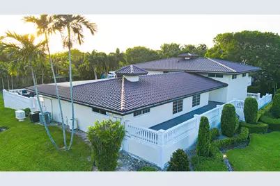 875 NW 120th Avenue, Plantation, FL 33325 - Photo 29