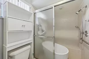 10768 Waterberry Dr, Boca Raton, FL 33498 - Photo 13