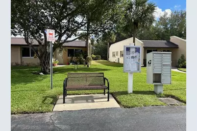 225 Lake Meryl Drive, West Palm Beach, FL 33411 - Photo 21