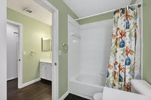 1168 Oakwater Dr, Royal Palm Beach, FL 33411 - Photo 29