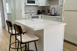 1100 Crystal Lake Dr, Pompano Beach, FL 33064 - Photo 9