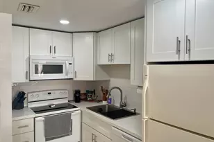 1100 Crystal Lake Dr, Deerfield Beach, FL 33064 - Photo 11