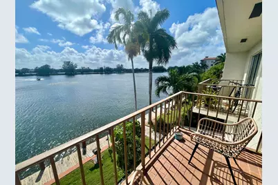 1100 Crystal Lake Drive #207, Pompano Beach, FL 33064 - Photo 17