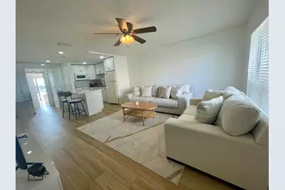 1100 Crystal Lake Drive #207, Pompano Beach, FL 33064 - Photo 5