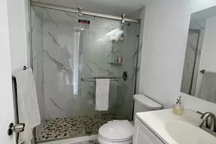 1100 Crystal Lake Dr, Deerfield Beach, FL 33064 - Photo 13